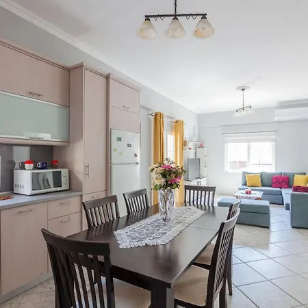 Apartman Iconic Seaside Apartment Hriszí Aktí Haniá