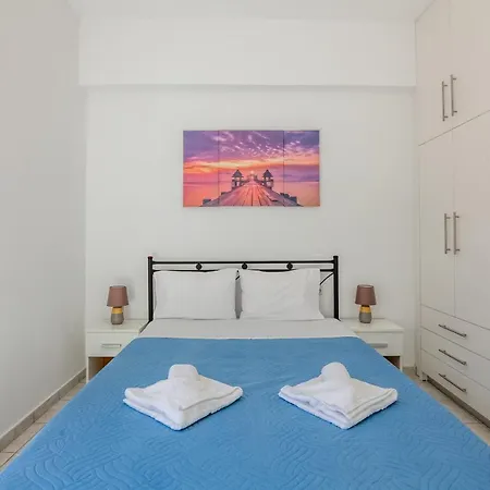 Iconic Seaside Apartment